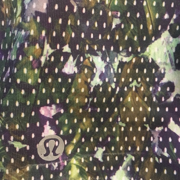 Lululemon Size 6 Dancing Warrior Tank - Picture 3 of 3